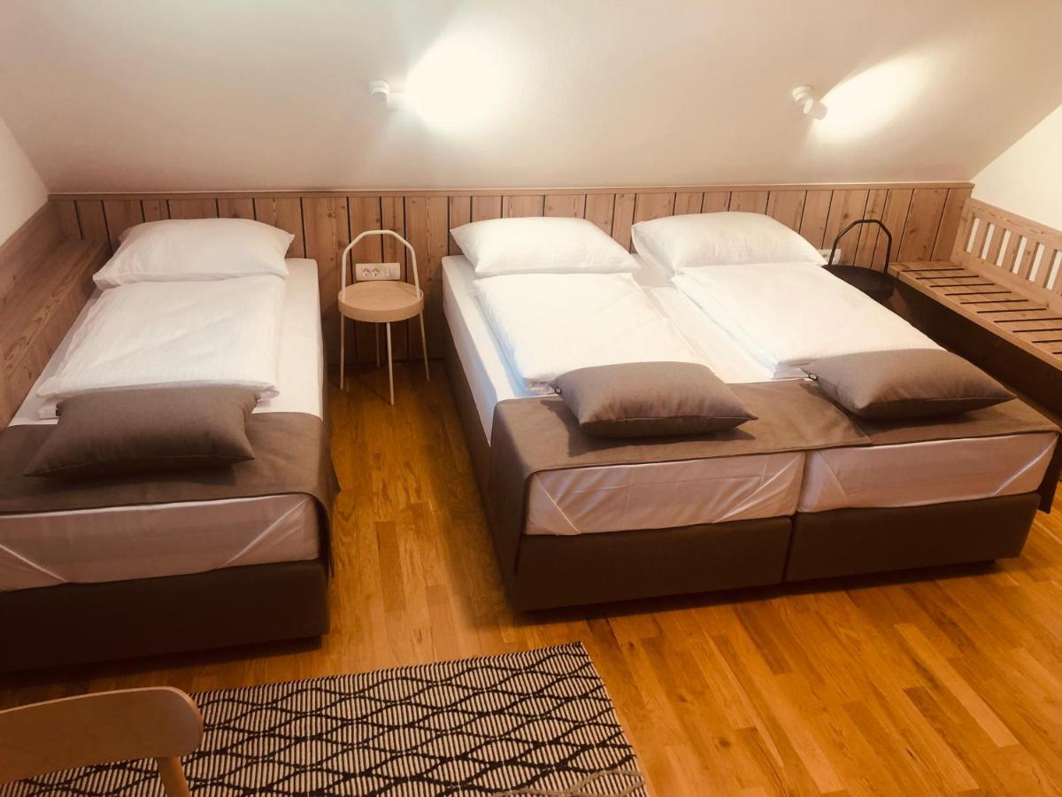 Готель Na Vasi Restavracija In Prenocisca Шкоф'я-Лока Екстер'єр фото