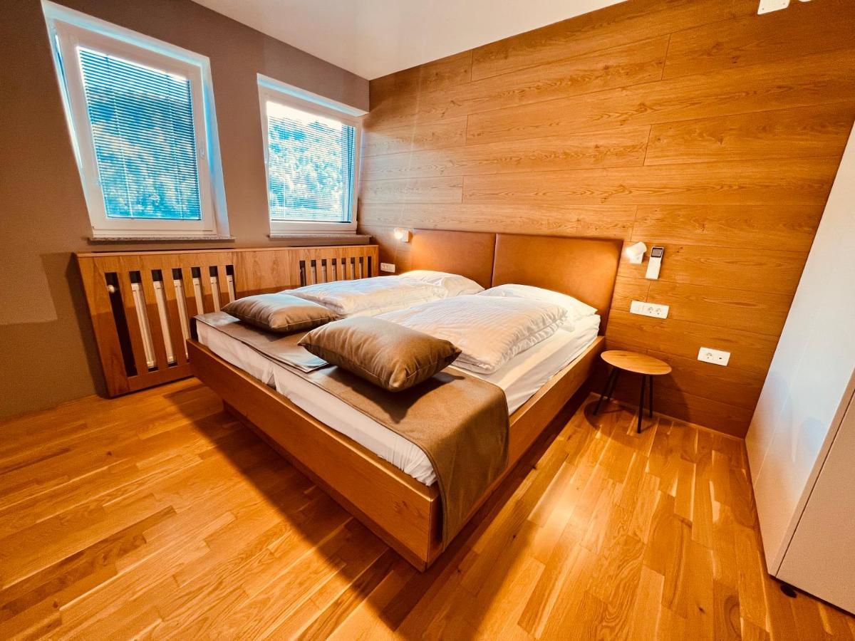 Готель Na Vasi Restavracija In Prenocisca Шкоф'я-Лока Екстер'єр фото